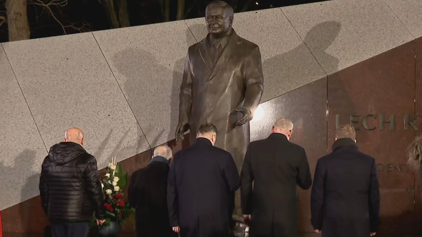 W Lublinie odsłonięto pomnik Lecha Kaczyńskiego