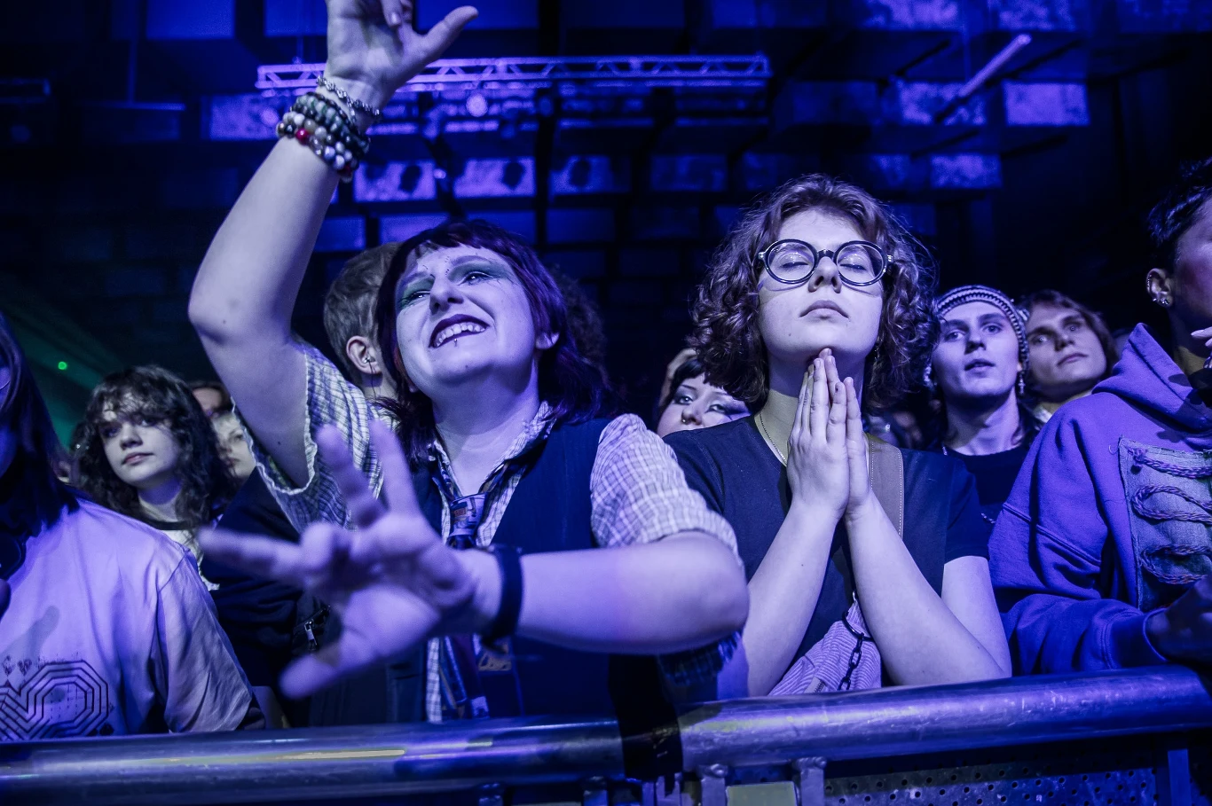 Fani na koncercie Slowdive Fani na koncercie Slowdive