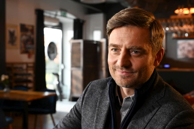 Marcin Rogacewicz bardzo nie lubi, gdy ktoś nazywa go amantem. Chciałby grać... twardzieli