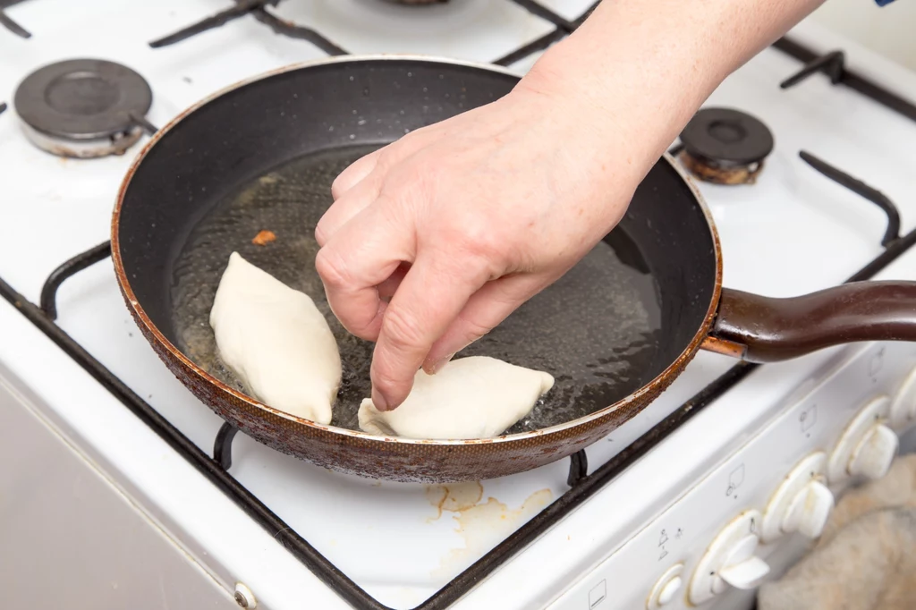 Smażenie potraw może obejść się bez pryskającego tłuszczu