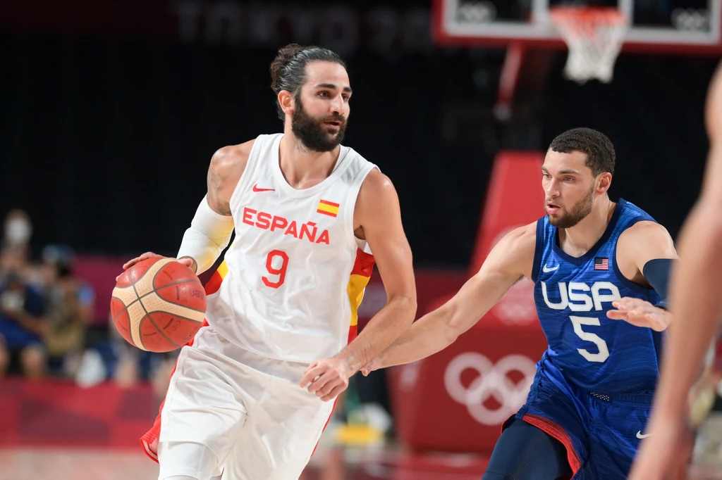Ricky Rubio (z piłką) Ricky Rubio (z piłką)