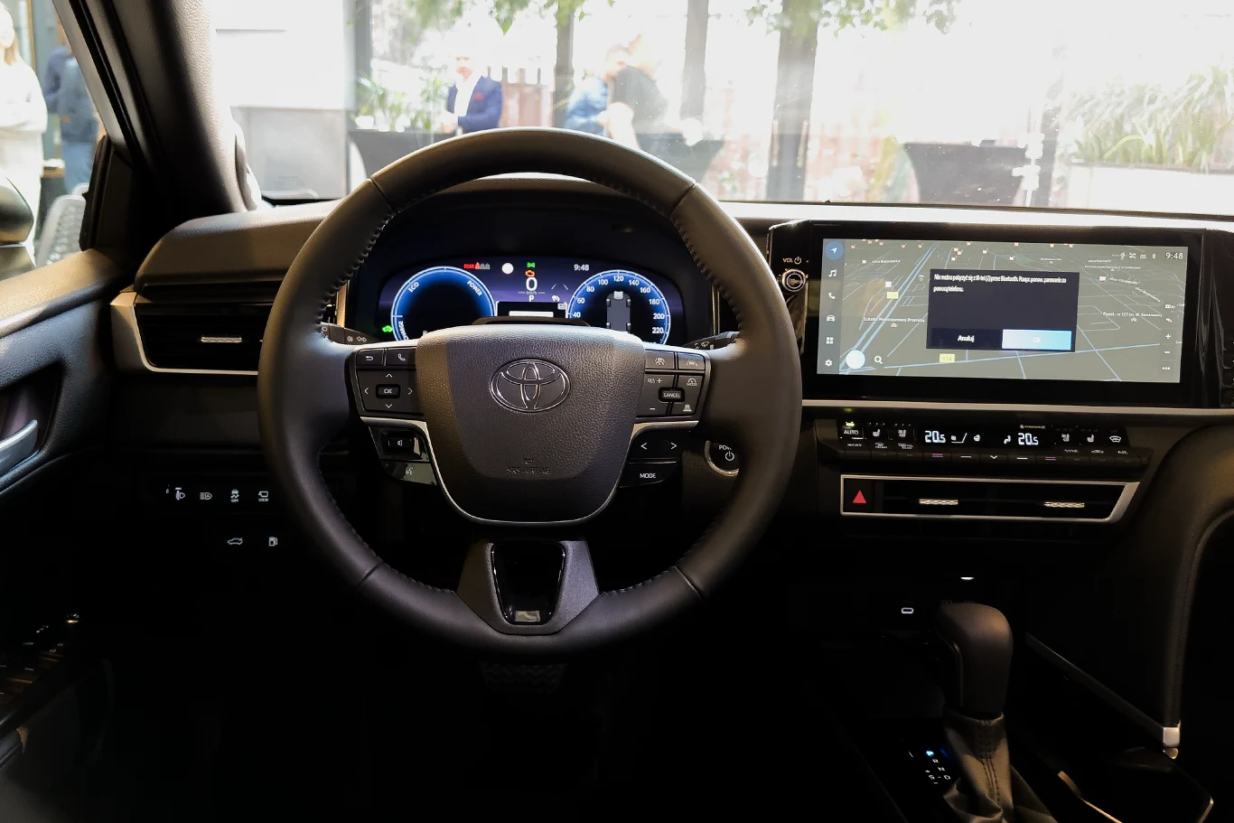 Nowa Toyota Camry (2024)