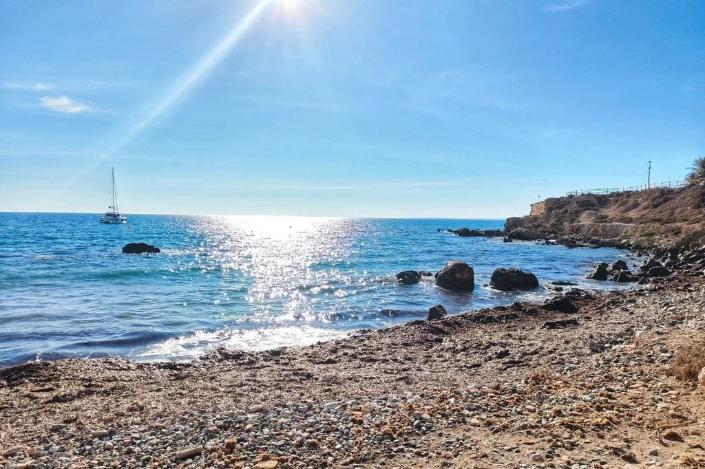 Costa Blanca w Hiszpanii nawet zimą powita cię słońcem