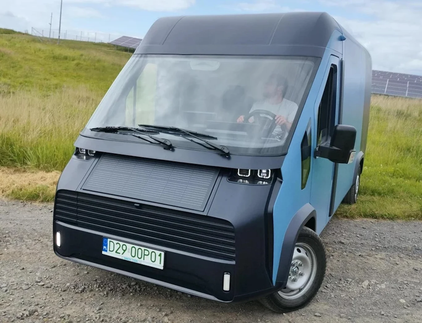 Do tej pory powstały już 3 w pełni funkcjonalne prototypy eVanPL - furgon, platforma (tzw. "flat") i auto z zabudową hakową 