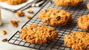 Dietetyczne ciasteczka owsiane bez cukru. Przepis od Anny Lewandowskiej