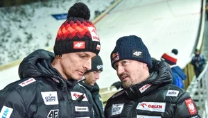 Adam Małysz w rozmowie  z Thomasem Thurnbichlerem