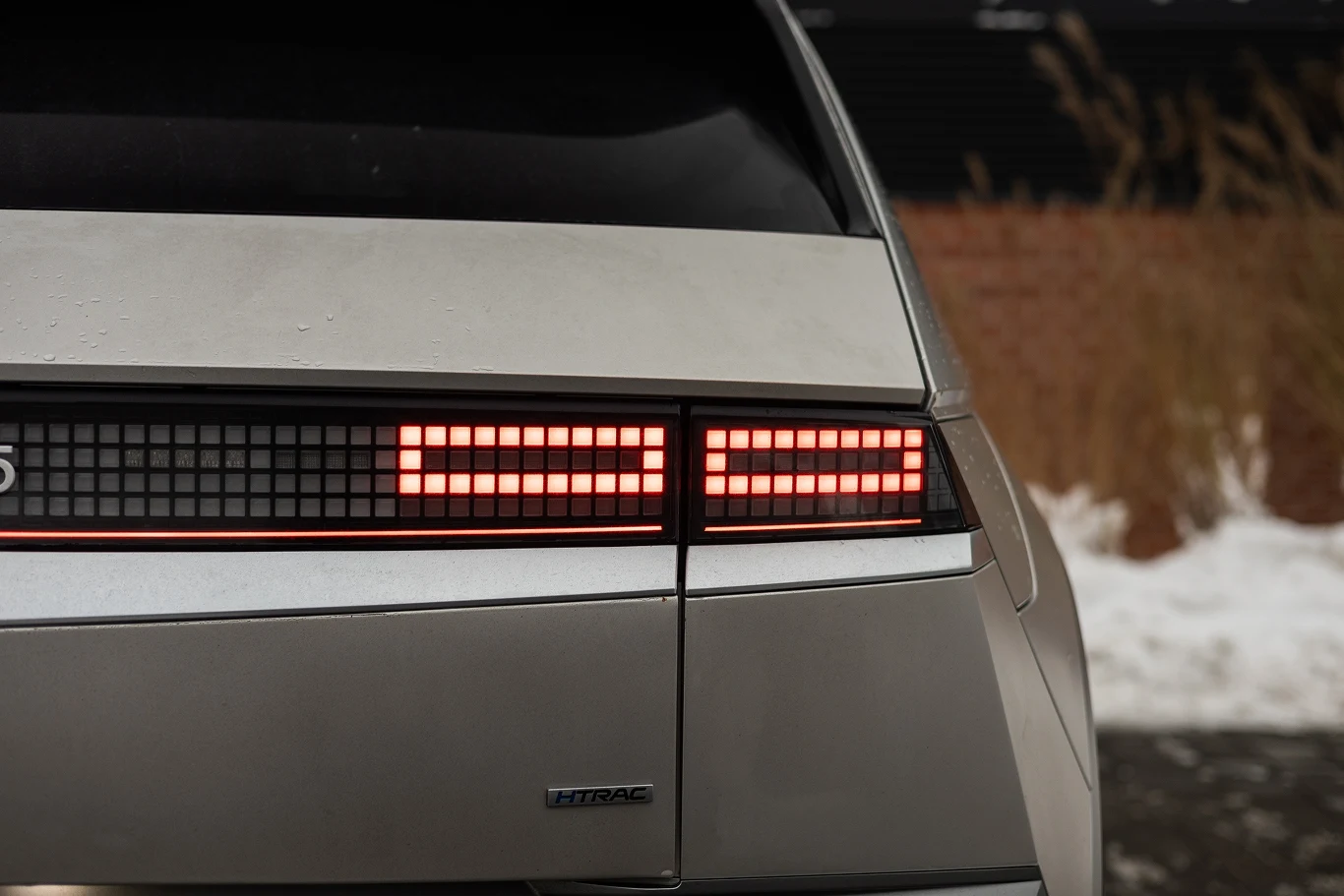 Hyundai Ioniq 5 - pikselowe światła sprawiają niezwykłe wrażenie