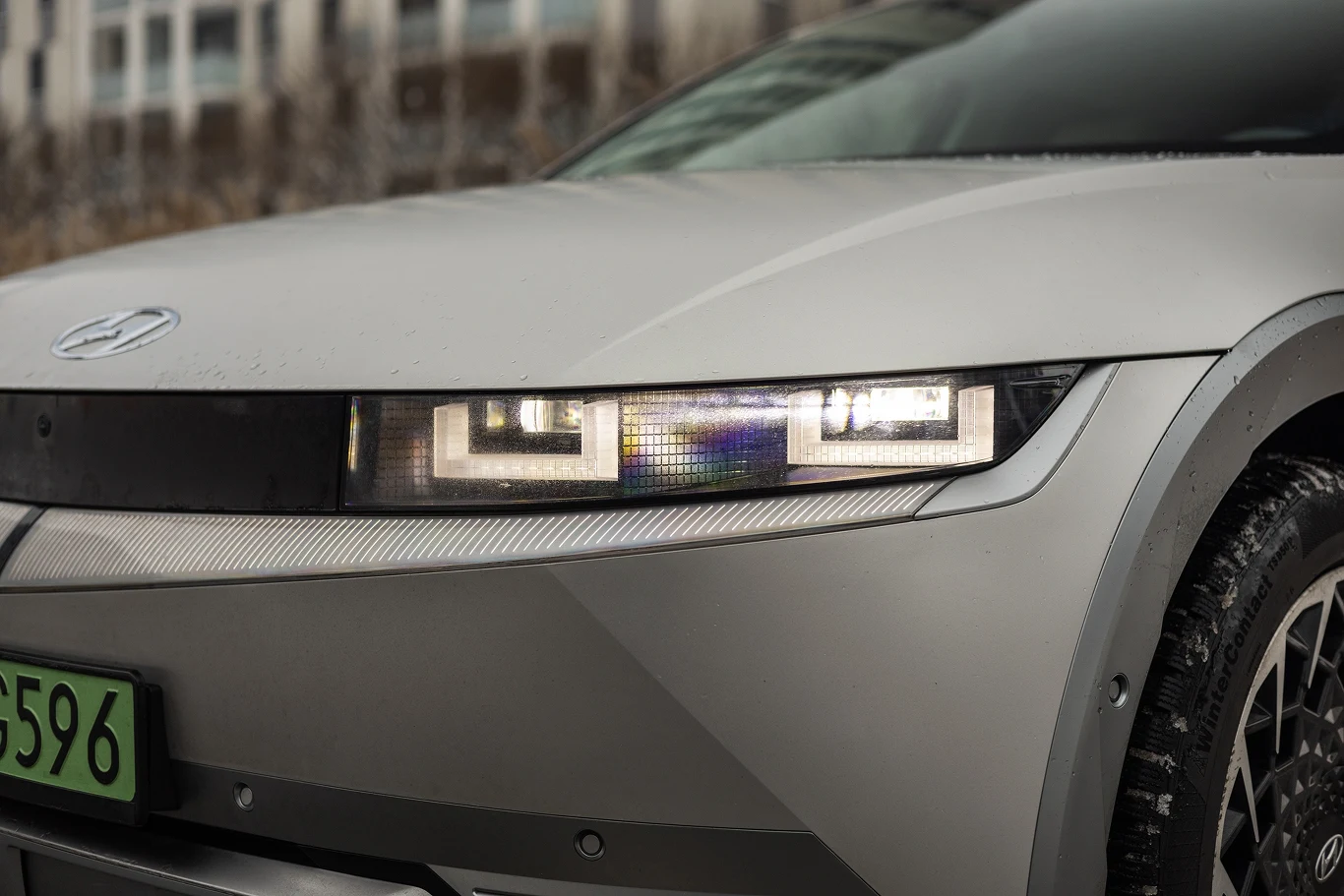 Znak rozpoznawczy Ioniq 5 to pikselowe światła