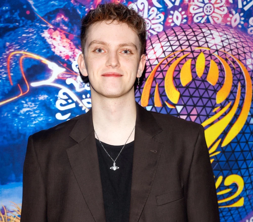 Tomek Gregorczyk próbuje swoich sił w preselekcjach do Eurowizji w barwach San Marino Tomek Gregorczyk próbuje swoich sił w preselekcjach do Eurowizji w barwach San Marino