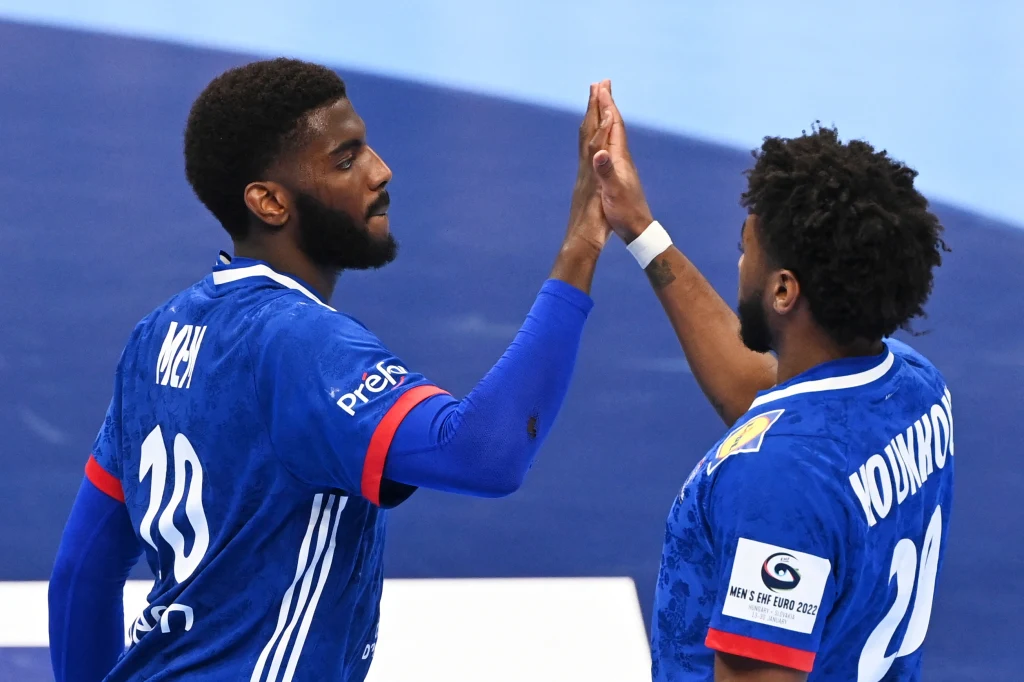 Reprezentanci Francji - Dika Mem i Benoit Kounkoud