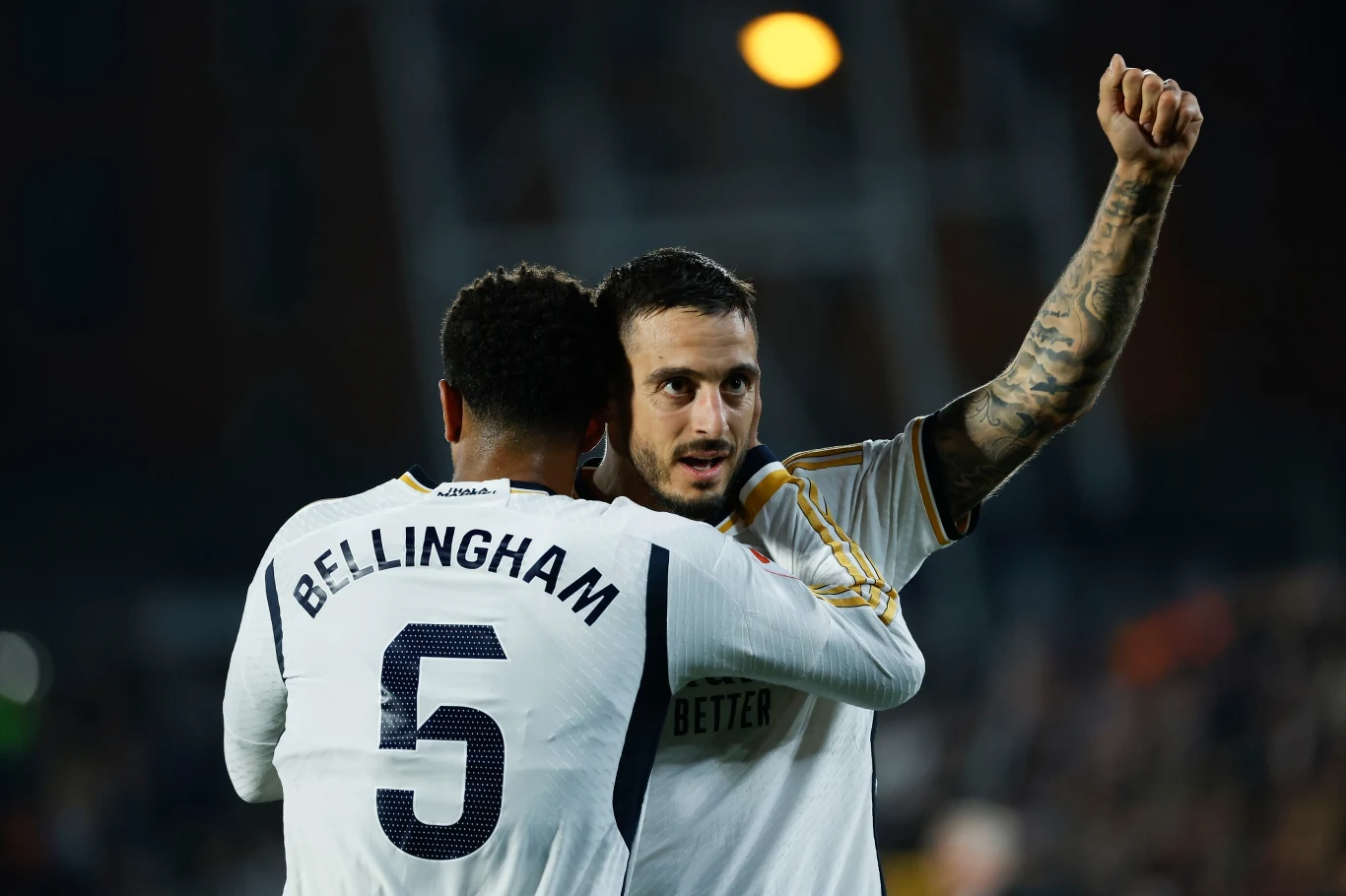 Joselu odbiera zasłużone gratulacje 