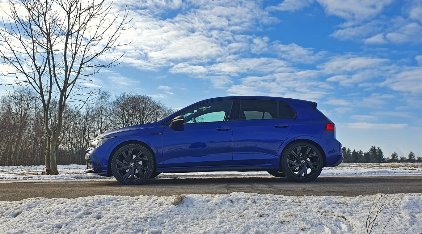 Volkswagen Golf 1.5 TSI R-Line Volkswagen Golf 1.5 TSI R-Line