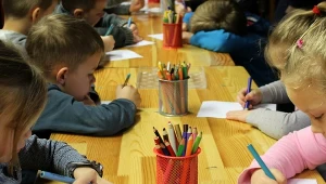 Różne formy edukacji prywatnej są coraz bardziej popularne