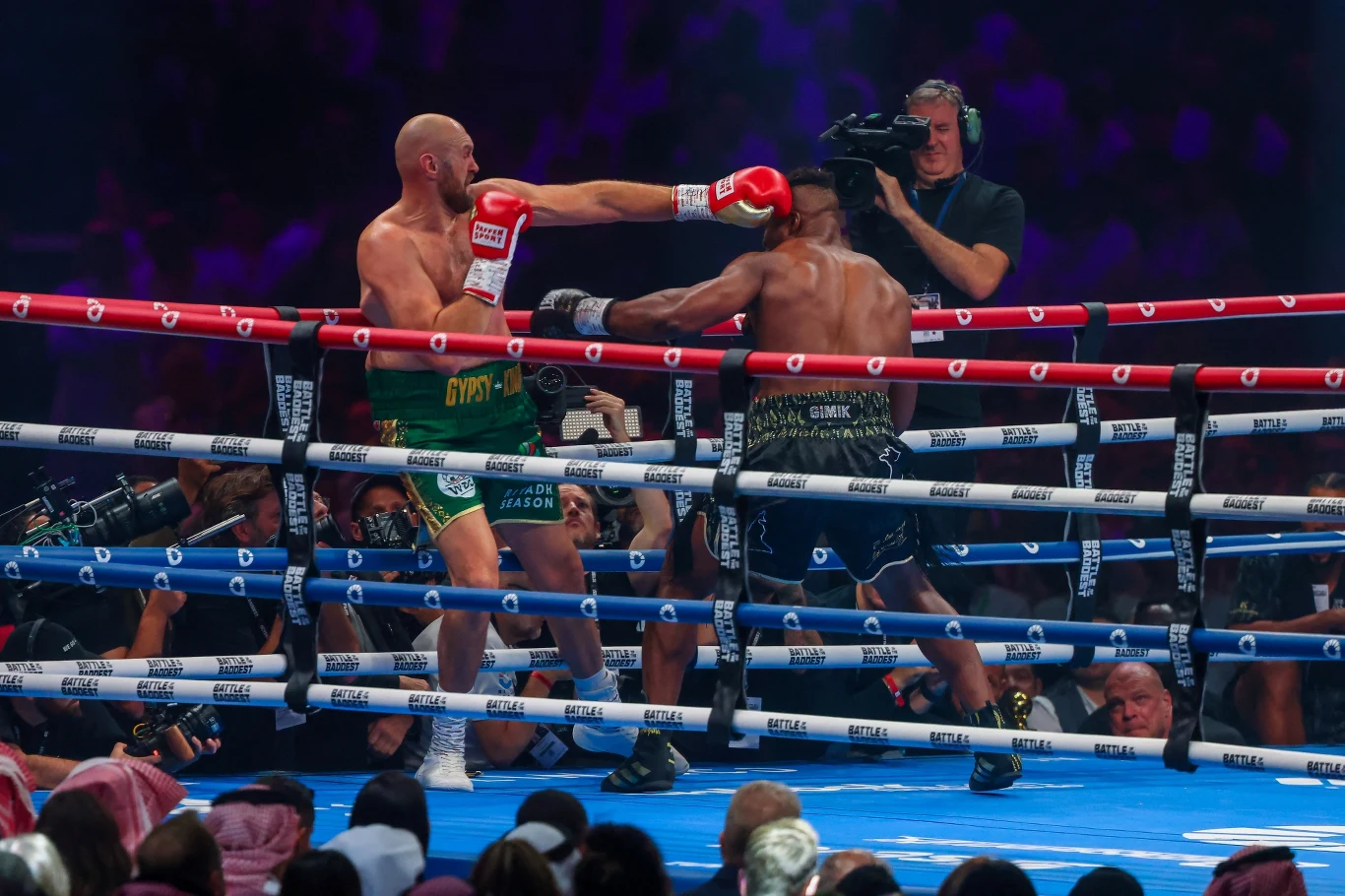 Tyson Fury w walce z Francisem Ngannou