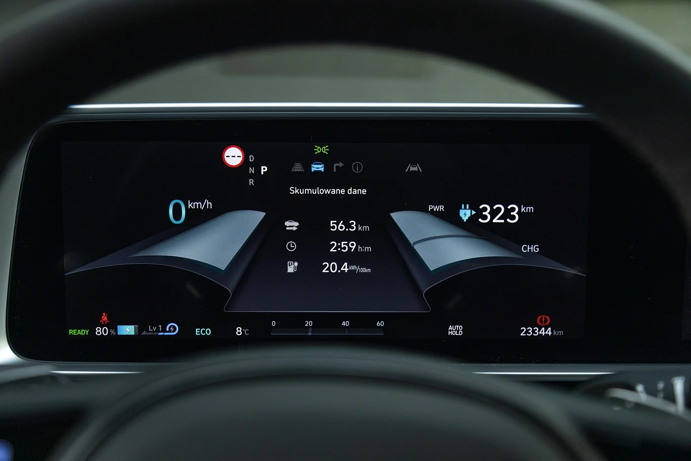 12-calowy ekran zegarów Hyundaia Ioniq 6 wygląda nowocześnie, ale nie ma zbyt wielu możliwości konfiguracji