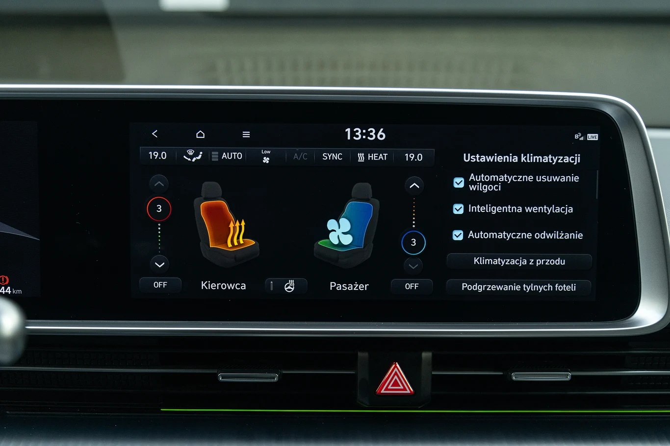 Przednie fotele Hyundaia Ioniq 6 mają zarówno funkcję ogrzewania jak i wentylacji