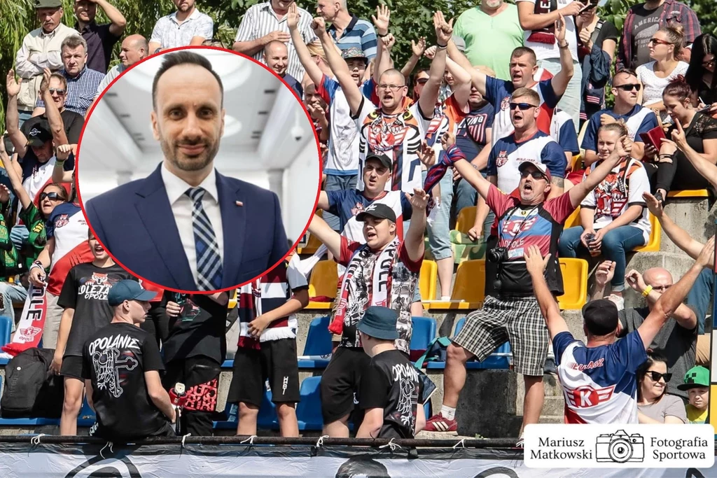 Kibice dopingują OK Bedmet Kolejarz Opole. W tle poseł Janusz Kowalski Kibice dopingują OK Bedmet Kolejarz Opole. W tle poseł Janusz Kowalski