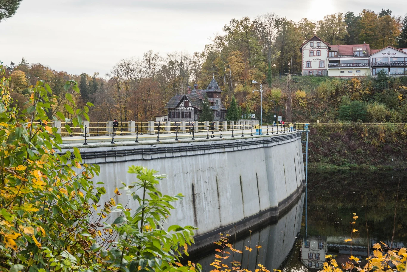 Zapora Leśna na Kwisie - najstarsza zapora wodna w Polsce