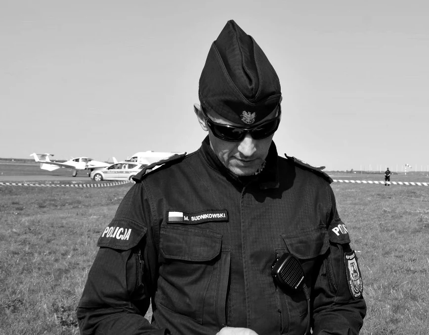 Zmarł asp. sztab. Marcin Sudnikowski. Policjant odszedł nagle w wieku 50 lat Zmarł asp. sztab. Marcin Sudnikowski. Policjant odszedł nagle w wieku 50 lat