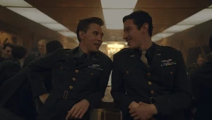 Austin Butler i Callum Turner we "Władcach przestworzy"
