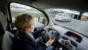 Kierowca kupujący swoje pierwsze auto używane w Niemczech ma do dyspozycji o 13 tys. zł więcej, niż średnia cena używanego samochodu w Polsce 