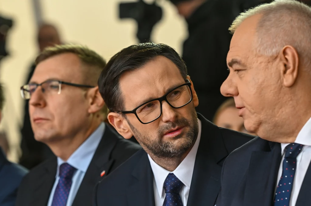 Nad byłym prezesem Orlenu Danielem Obajtkiem zbierają się czarne chmury Nad byłym prezesem Orlenu Danielem Obajtkiem zbierają się czarne chmury