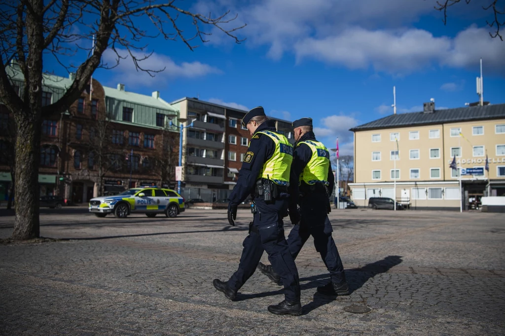 Policja w Szwecji otrzyma specjalne uprawnienia. Powstaną tzw. strefy bezpieczeństwa Policja w Szwecji otrzyma specjalne uprawnienia. Powstaną tzw. strefy bezpieczeństwa