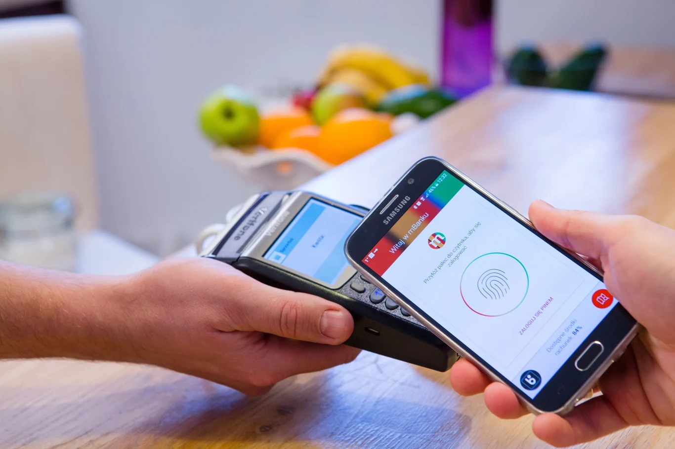 Aplikacja mobilna mBank przestanie działać na starszych telefonach Aplikacja mobilna mBank przestanie działać na starszych telefonach