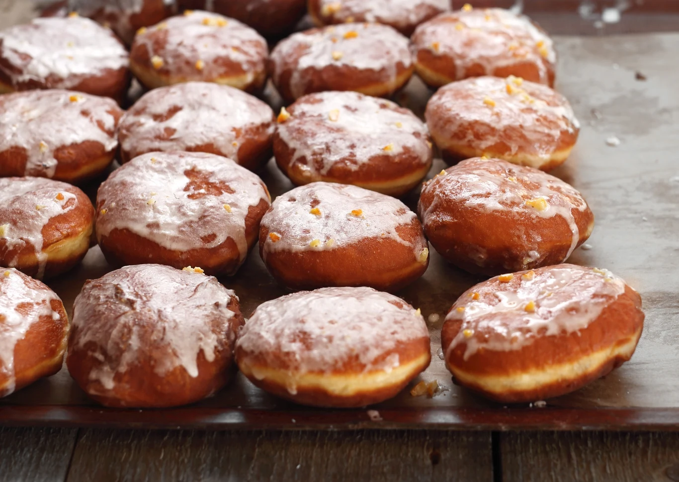 Pączki możemy mrozić lub wykorzystać do zrobienia innych deserów