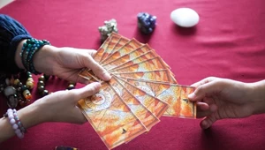 Tarot dzienny  od wróżki Diany. Sprawdź, co zobaczyła