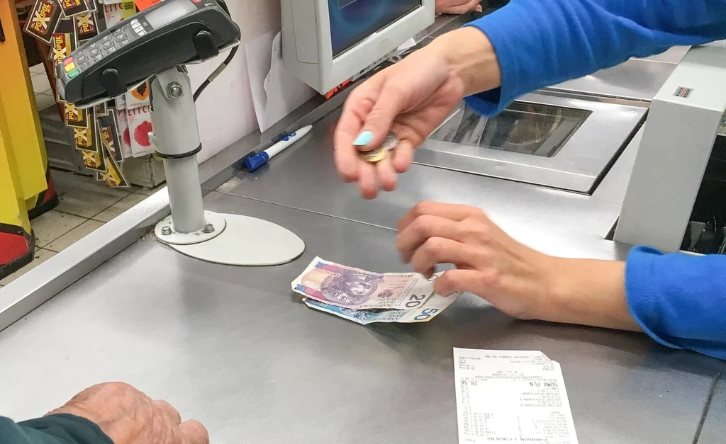 Zakupy kasjer w Lidlu zakończy pytaniem. Odpowiedź przemyśl dwa razy.