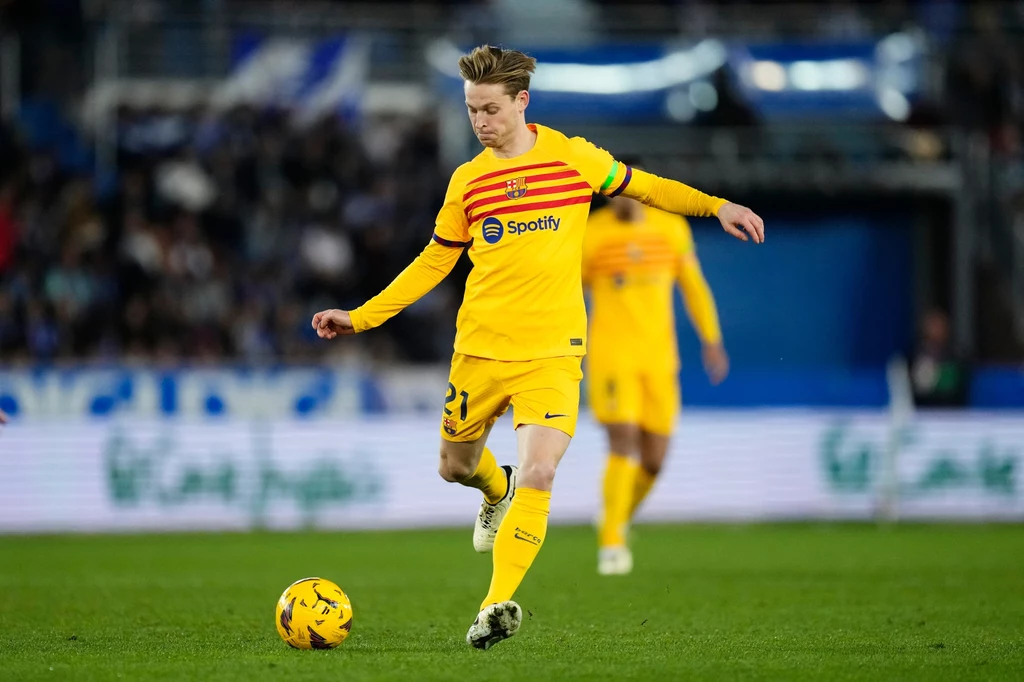 Frenkie de Jong nie zaakceptował wciąż oferty przedłużenia umowy ze strony Barcelony Frenkie de Jong nie zaakceptował wciąż oferty przedłużenia umowy ze strony Barcelony