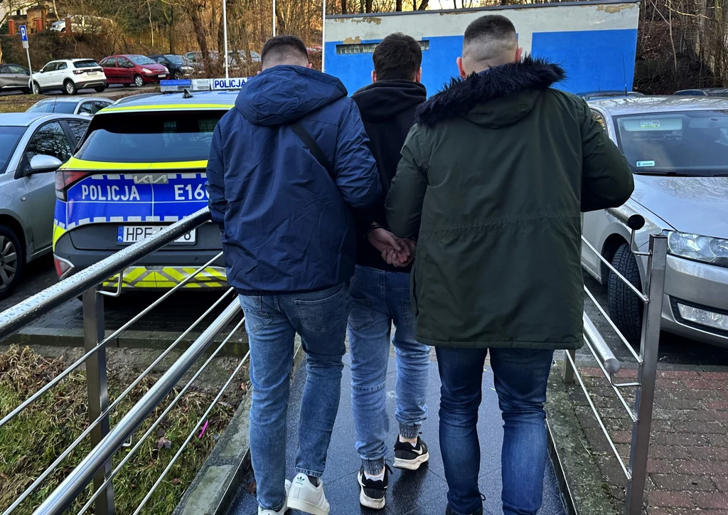 Lubuscy policjanci poinformowali o zatrzymaniu sprawcy wypadku w Wawrowie. To 26-latek Lubuscy policjanci poinformowali o zatrzymaniu sprawcy wypadku w Wawrowie. To 26-latek