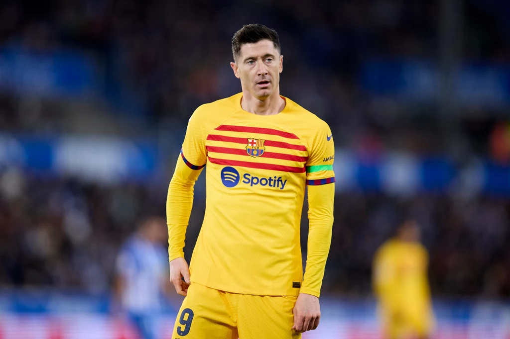 Robert Lewandowski usłyszał już ważną nowinę od Xaviego przed meczem z Granadą Robert Lewandowski usłyszał już ważną nowinę od Xaviego przed meczem z Granadą