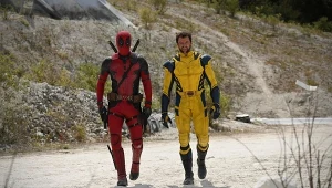 Ryan Reynolds i Hugh Jackman w scenie z filmu "Deadpool & Wolverine"