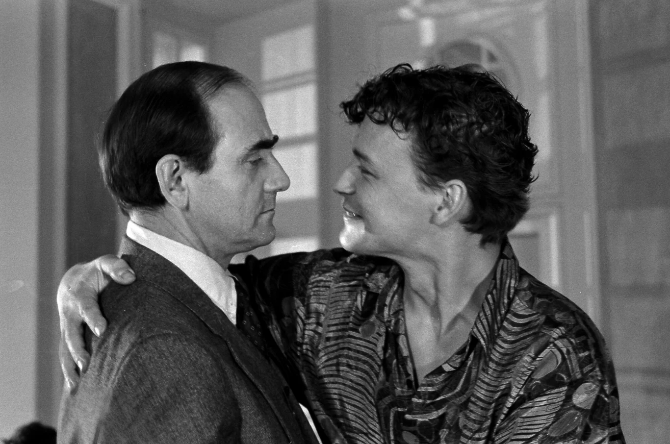 Jan Peszek i Jan Frycz w spektaklu Kazimierza Kutza "Zapach orchidei" (1991)