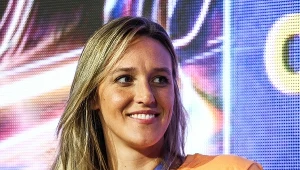 Ola Żebrowska nosi najmodniejsze buty na wiosnę 2024. Były hitem w latach 90-tych