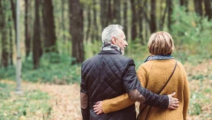 To idealna różnica wieku w związku. Daje największe szanse na udane małżeństwo