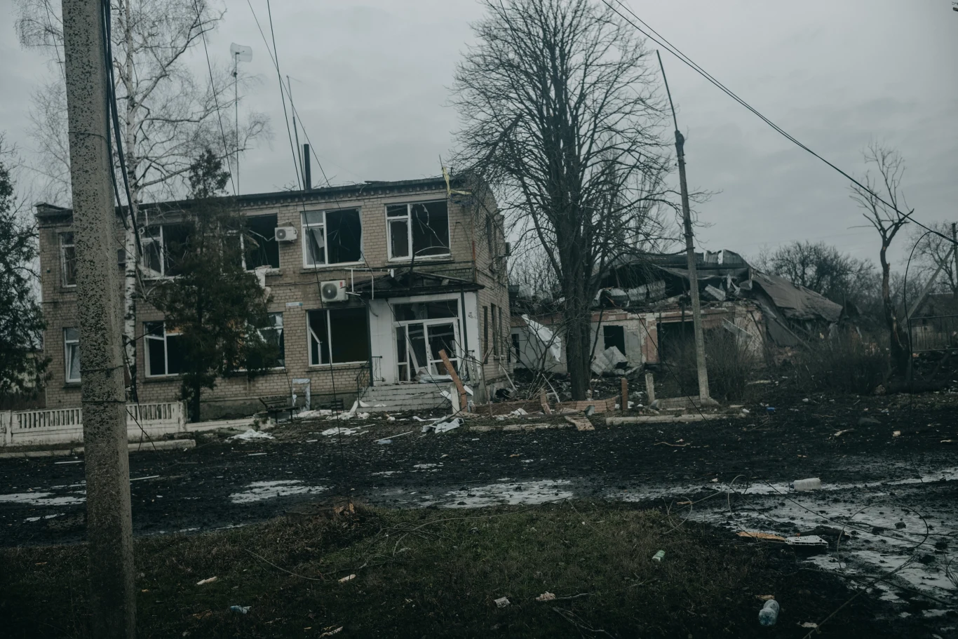 Domy zniszczone działaniami wojennymi w Donbasie Domy zniszczone działaniami wojennymi w Donbasie