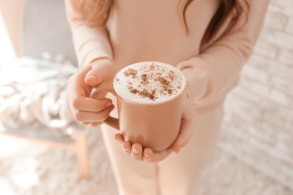 Nie tylko czosnek i miód sprawdzą się jako dodatki do mleka Nie tylko czosnek i miód sprawdzą się jako dodatki do mleka
