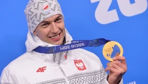 Zbigniew Bródka ze złotym medalem zdobytym na IO w Soczi