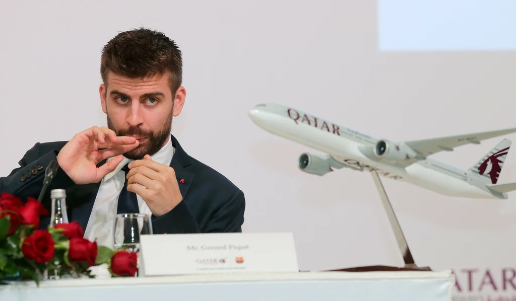 Gerard Pique na konferencji prasowej Qatar Airways