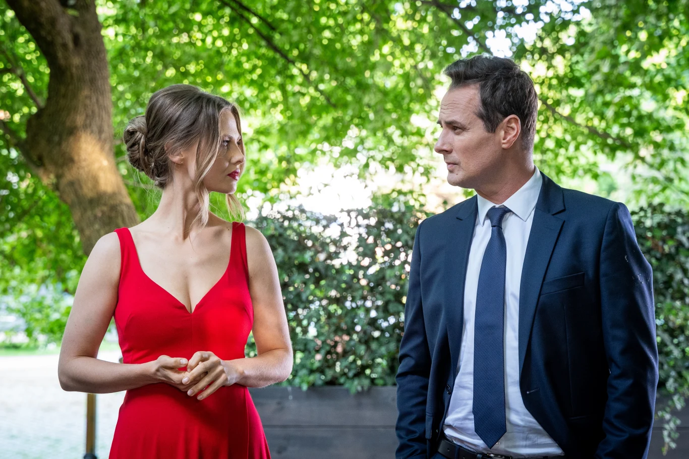 Anna Karczmarczyk i Paweł Małaszyński na planie "Zdrady" Anna Karczmarczyk i Paweł Małaszyński na planie "Zdrady"