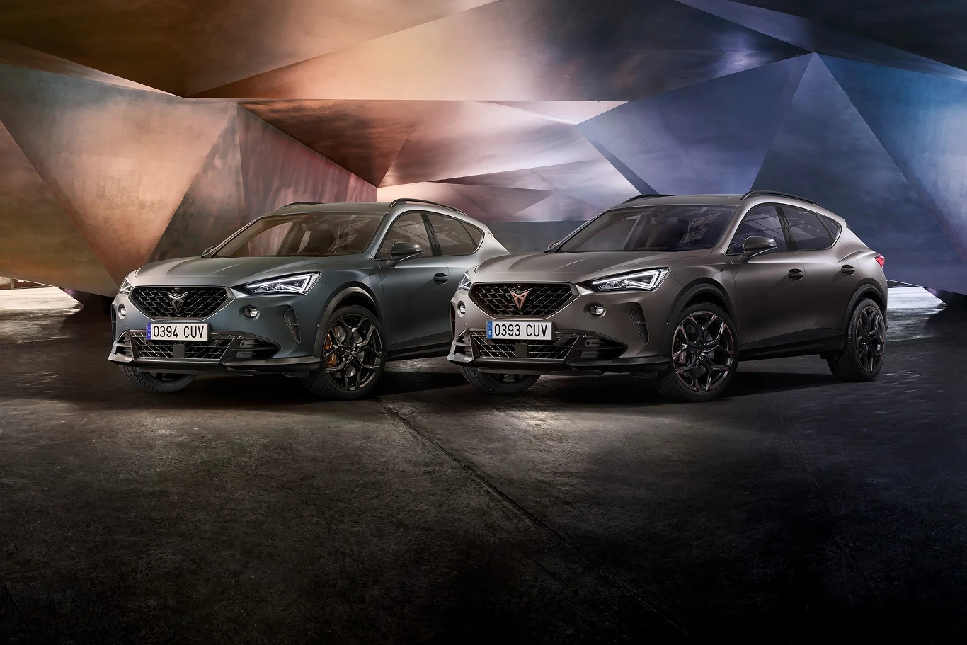 Cupra Formentor w nowych, limitowanych edycjach - Enceladus Grey oraz Century Bronze