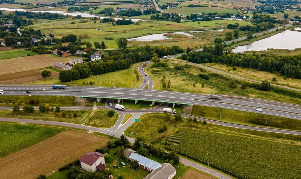 KIO zobowiązała GDDKiA do unieważnienia wyboru w przetargach na realizację dwóch odcinków S17.