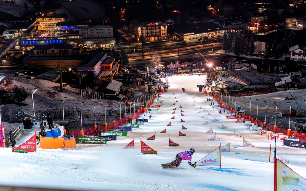 W Bad Gastein co roku rozgrywane są zawody pucharu świata w snowboardzie