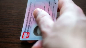 Ponad 3,3 mln Polaków musi sprawdzić datę na dowodzie osobistym, niektórym grozi 5 tys. zł kary
