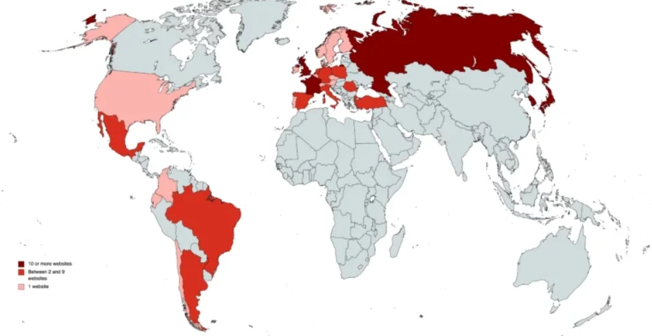 Mapa zasięgu chińskiej kampanii "Paperwall", pokazująca rozkład stron internetowych według każdego docelowego kraju.