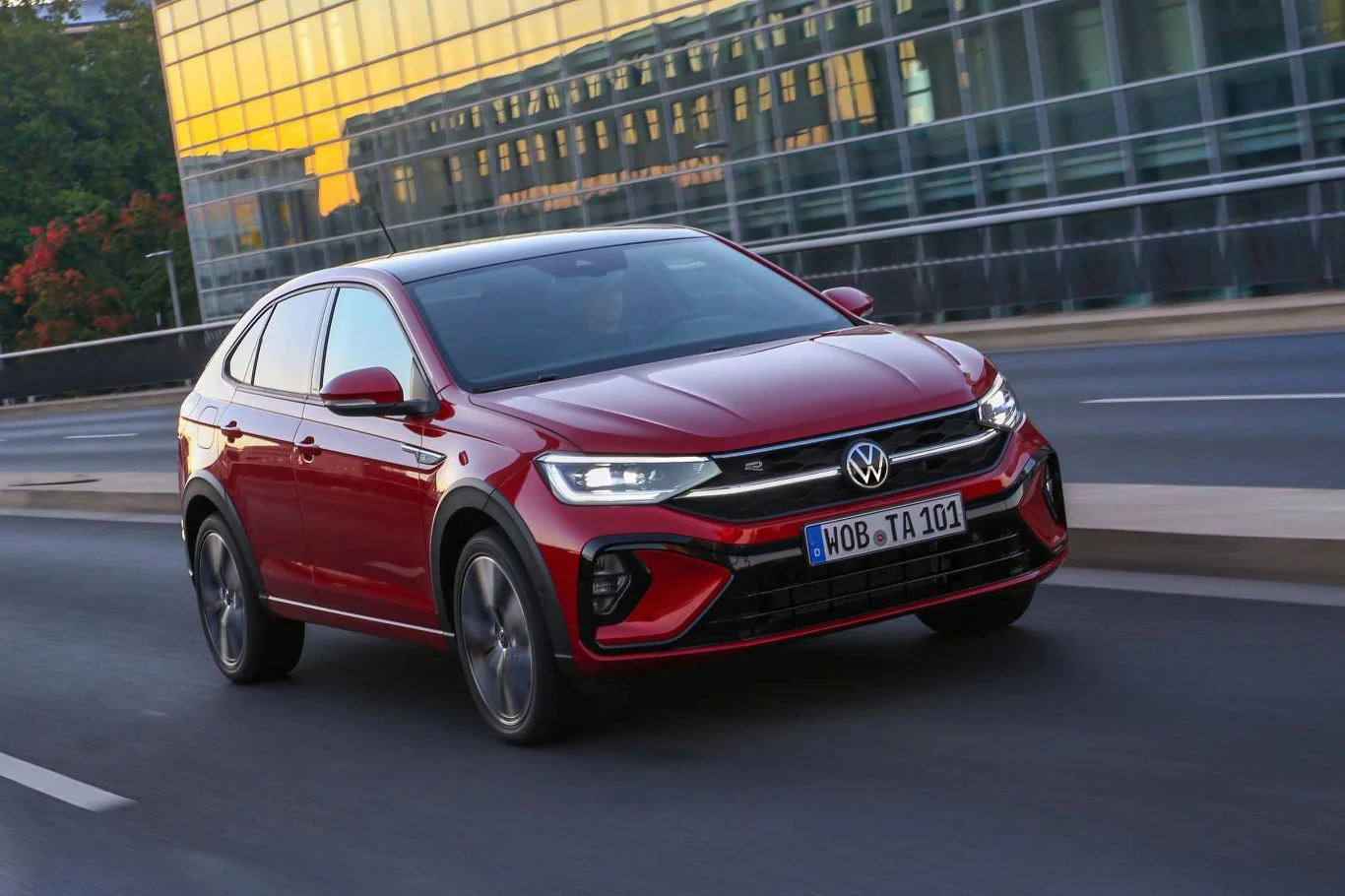 Mimo niewielkich rozmiarów nadwozia Taigo zaskakuje przestronnością wnętrza. Mimo niewielkich rozmiarów nadwozia Taigo zaskakuje przestronnością wnętrza (zdjęcie ilustracyjne, nie przedstawia egzemplarza z serii Special Edition)