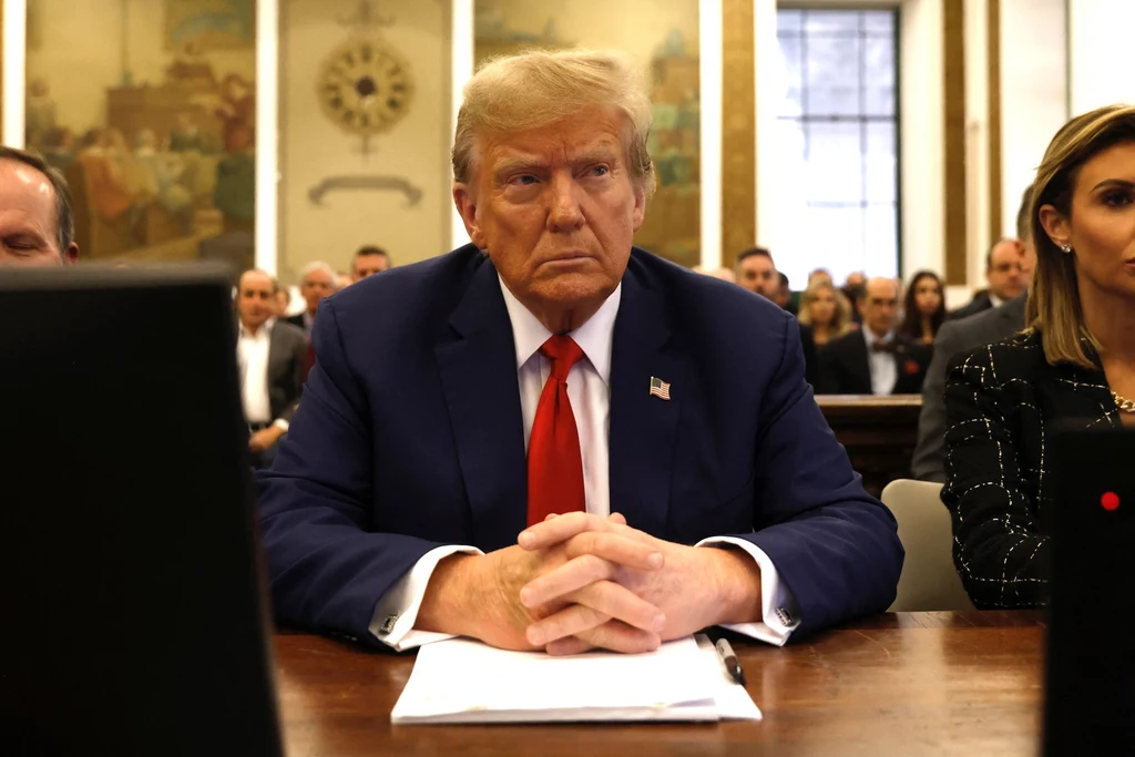 Byłemu prezydentowi USA grozi kara o równowartości 1,5 mld zł Byłemu prezydentowi USA grozi kara o równowartości 1,5 mld zł